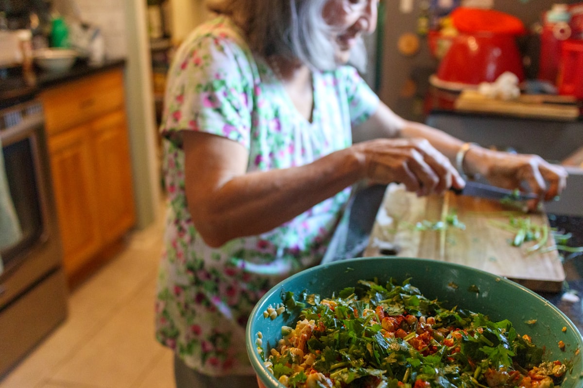 Healthy meal planning for women's wellness